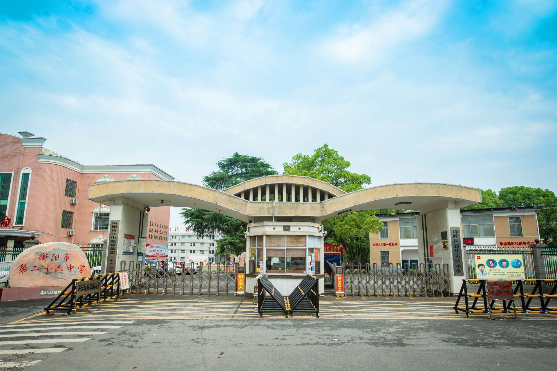 衡阳卫生间隔断厂家